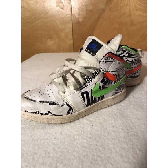 Jordan 1 Mid Over-Print Logos Youth size 3Y - Picture 1 of 8